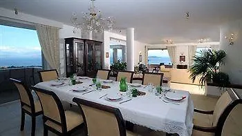 Nikolaos House
