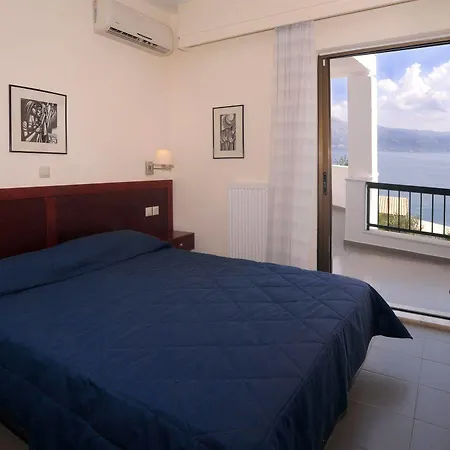 Nikolaos House 2*