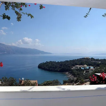 Nikolaos House Апарт-отель